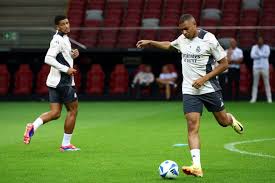 11轮不败!英超又1黑马狂飙:5-0送森林近9轮首败已胜4支前7强队.